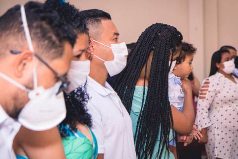 Fotos da missa de batizado do Gabriel Cardoso celebrada pelo padre Rodolfo Camarotta na Paróquia Sagrado Coração de Jesus, na zona sul de São Paulo.'