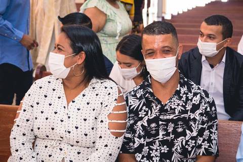 Fotos da missa de batizado da Ana Vitória celebrada pelo padre Rodolfo Camarotta na Paróquia Sagrado Coração de Jesus, na zona sul de São Paulo.'