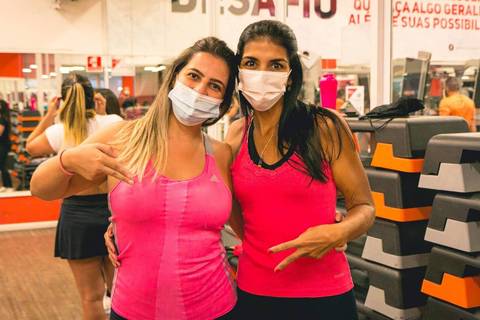 Aulão Fit Dance especial do Dia Internacional da Mulher na Academia Inova Diadema'
