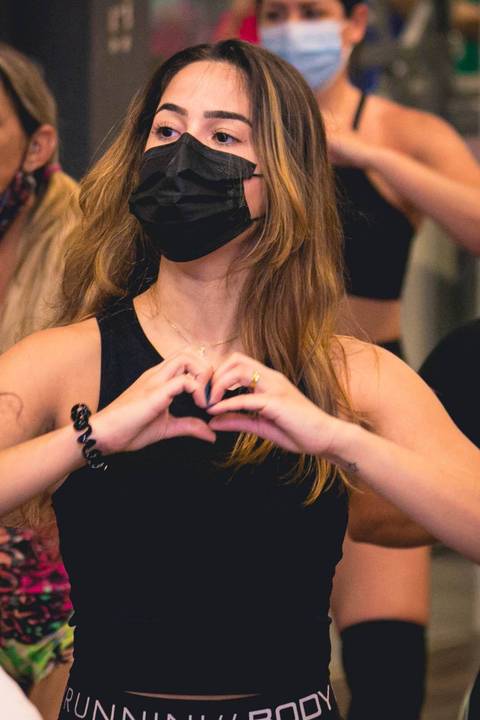 Aulão Fit Dance especial do Dia Internacional da Mulher na Academia Inova Diadema'