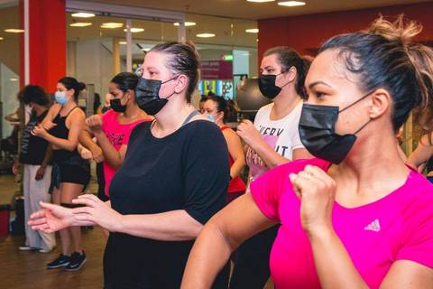 Aulão Fit Dance especial do Dia Internacional da Mulher na Academia Inova Diadema'
