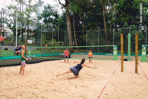 Fotos do 1° Torneio Arena Club Racket de Beach Tennis.'
