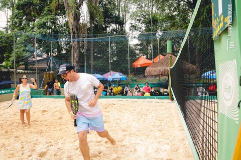 Fotos do 1° Torneio Arena Club Racket de Beach Tennis.'