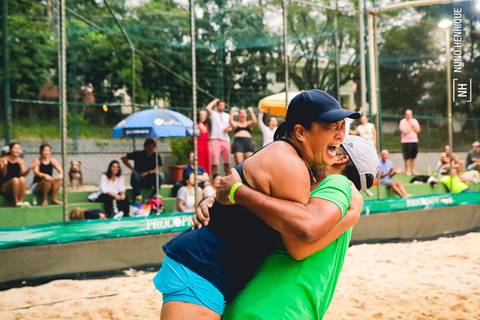 Fotos do 1° Torneio Arena Club Racket de Beach Tennis.'