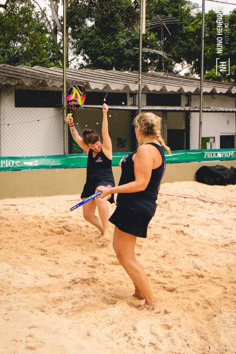 Fotos do 1° Torneio Arena Club Racket de Beach Tennis.'