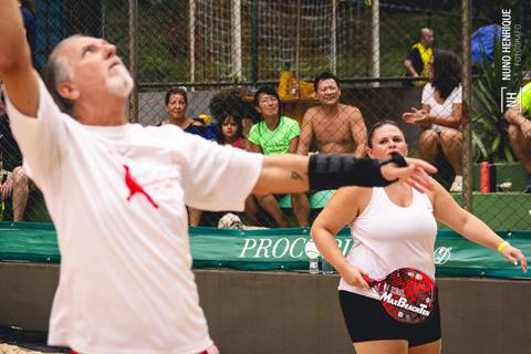 Fotos do 1° Torneio Arena Club Racket de Beach Tennis.'
