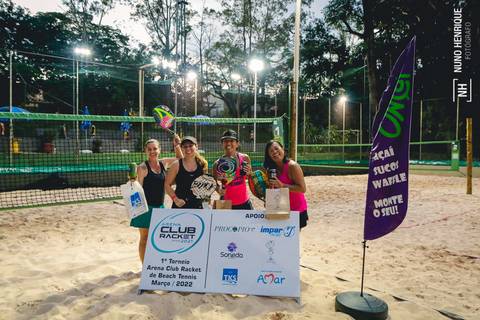 Fotos do 1° Torneio Arena Club Racket de Beach Tennis.'