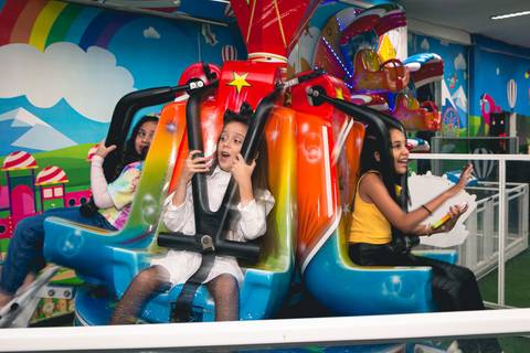 Fotos da festa de aniversário do Heitor realizada no Buffet Iupiii, zona leste de São Paulo.'