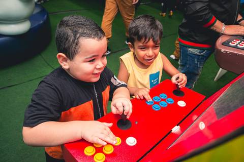 Fotos da festa de aniversário do Heitor realizada no Buffet Iupiii, zona leste de São Paulo.'