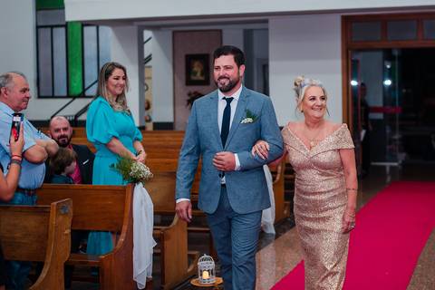 Casamento na Paróquia São José Operário em Novo Hamburgo'