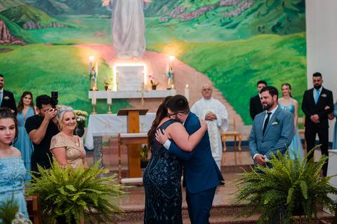 Casamento na Paróquia São José Operário em Novo Hamburgo'