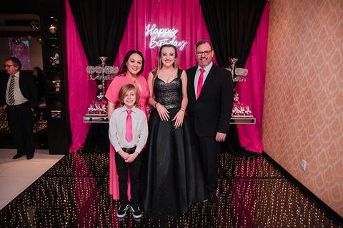 Festa 15 anos Richesky Eventos Canoas família da debutante'