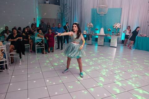 festa de 15 anos abertura da pista de dança coreografia balada'