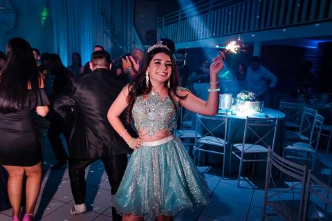 festa de 15 anos abertura da pista de dança coreografia balada'