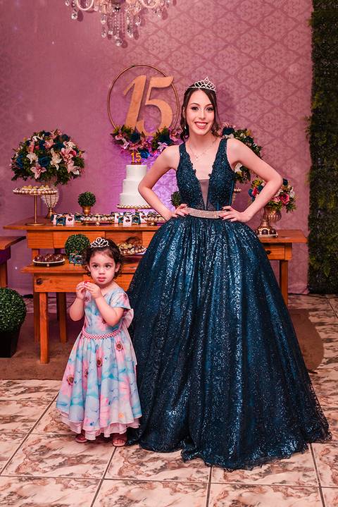 Festa de 15 anos irmã e debutante'
