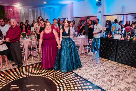 Festa de 15 anos cachoeirinha'