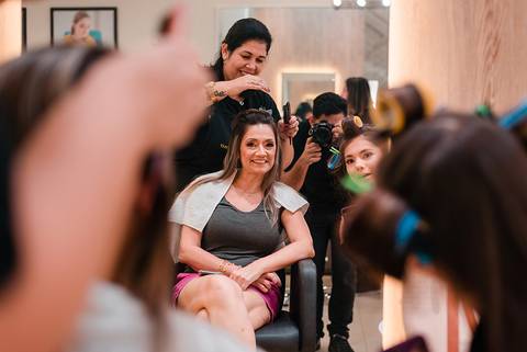 Making of da debutante Gabriela no Fast escova canoas'