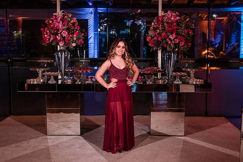 Festa de aniversário de 18 e 15 anos na SOGIPA em Porto Alegre'