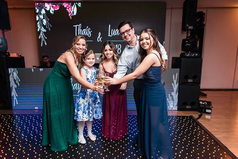 Festa de aniversário de 18 e 15 anos na SOGIPA em Porto Alegre'