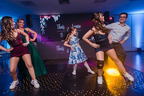 Festa de aniversário de 18 e 15 anos na SOGIPA em Porto Alegre'