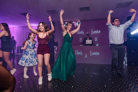 Festa de aniversário de 18 e 15 anos na SOGIPA em Porto Alegre'