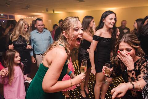 Festa de aniversário de 18 e 15 anos na SOGIPA em Porto Alegre'