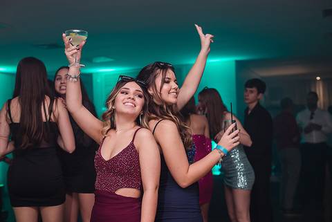 Festa de aniversário de 18 e 15 anos na SOGIPA em Porto Alegre'