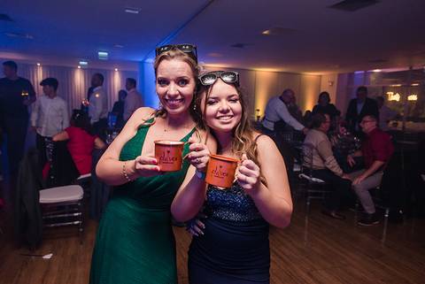 Festa de aniversário de 18 e 15 anos na SOGIPA em Porto Alegre'