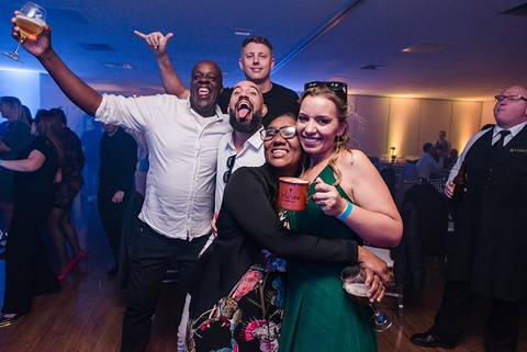 Festa de aniversário de 18 e 15 anos na SOGIPA em Porto Alegre'