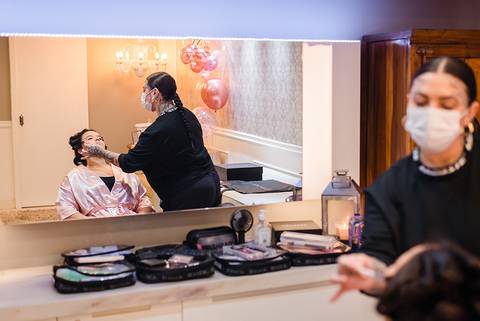 Making of da debutante Anita em Salão Beto Klein'