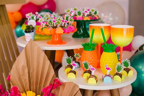 Fotos de Decoração aniversário adulto na piscina no Recanto do toco Jeferson Paz Fotografia'