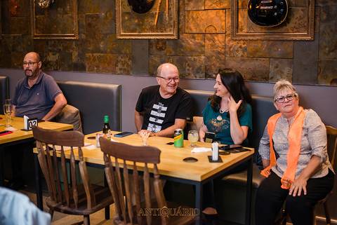 Johnny Grace cover de Elvis Presley no Antiquário Gastropub em Novo Hamburgo Fotógrafo Jeferson Paz'