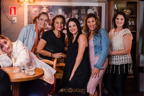 Johnny Grace cover de Elvis Presley no Antiquário Gastropub em Novo Hamburgo Fotógrafo Jeferson Paz'