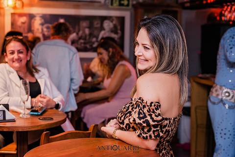 Johnny Grace cover de Elvis Presley no Antiquário Gastropub em Novo Hamburgo Fotógrafo Jeferson Paz'