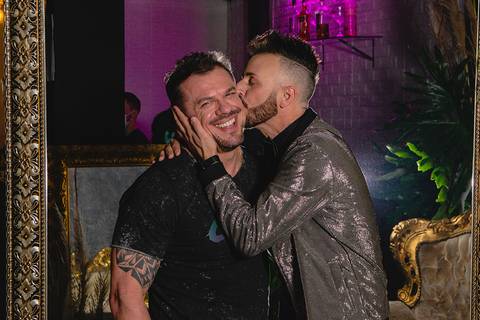 Aniversário do do Hair stylist Val Medeiros com oi decorador e DJ Jaildo Dallarosa'