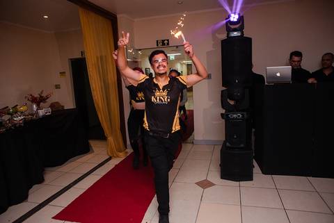 Festa de 15 anos de steicy nicolly no clube farrapos em porto alegre fotógrafo jeferson paz'