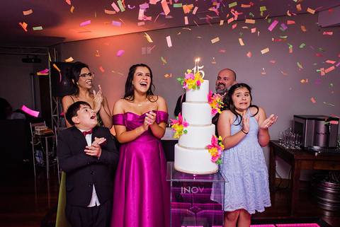 Festa de 15 anos de Pietra Matuziak no salão panorâmico do Grêmio Náutico União em porto alegre fotógrafo jeferson paz'