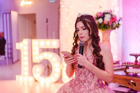 Festa de 15 anos da influencer teen Melissa Fontes no espaço must eventos em sapucaia do sul fotógrafo jeferson paz fotografia fotógrafo 15 anos canoas'