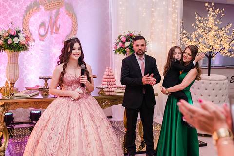 Festa de 15 anos da influencer teen Melissa Fontes no espaço must eventos em sapucaia do sul fotógrafo jeferson paz fotografia fotógrafo 15 anos canoas'