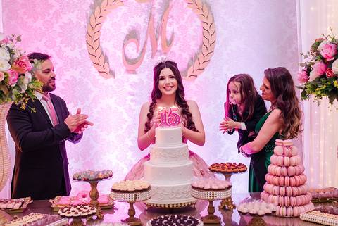 Festa de 15 anos da influencer teen Melissa Fontes no espaço must eventos em sapucaia do sul fotógrafo jeferson paz fotografia fotógrafo 15 anos canoas'