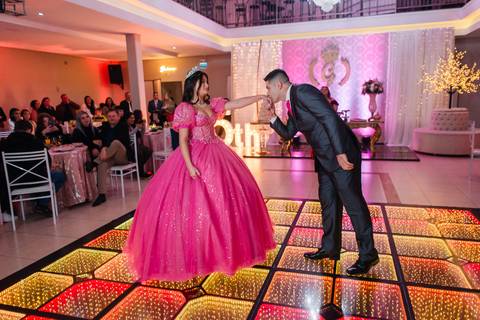 Fotos da festa de 15 anos da Gabrielly em Sapucaia do Sul fotógrafo jeferson paz'