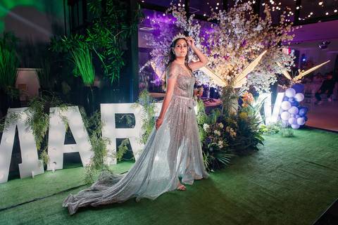 Fotos festa de 15 anos de Mariana Cruz no espaço Le Petit Gourmand em Itajaí - SC Fotógrafo Jeferson Paz'