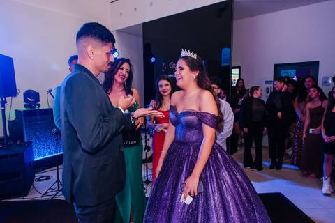 Fotos festa de 15 anos de Mariana Cruz no espaço Le Petit Gourmand em Itajaí - SC Fotógrafo Jeferson Paz'