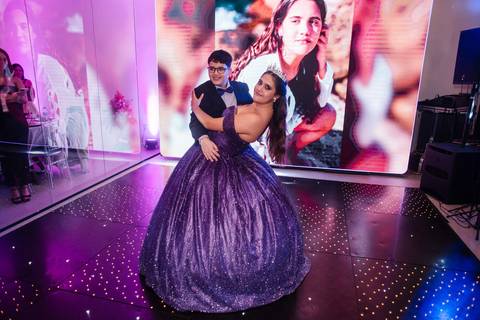 Fotos festa de 15 anos de Mariana Cruz no espaço Le Petit Gourmand em Itajaí - SC Fotógrafo Jeferson Paz'