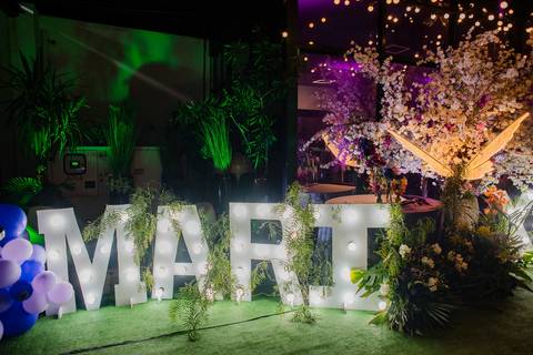 Fotos festa de 15 anos de Mariana Cruz no espaço Le Petit Gourmand em Itajaí - SC Fotógrafo Jeferson Paz'