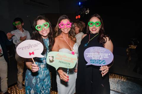 Fotos da formatura de letícia geiss em Canoas pelo fotógrafo jeferson paz'