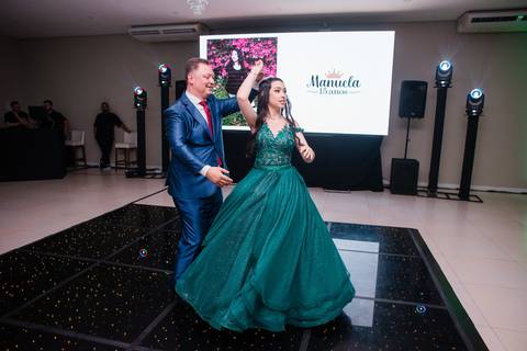 fotos da festa de 15 anos de manuela em canoas pelo fotógrafo Jeferson Paz'