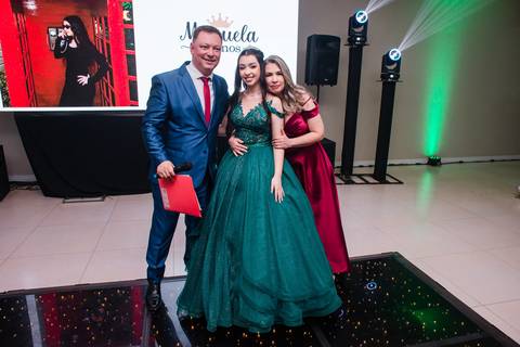 fotos da festa de 15 anos de manuela em canoas pelo fotógrafo Jeferson Paz'