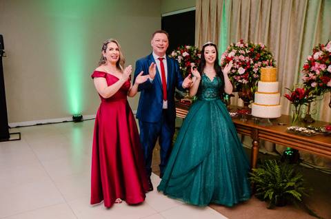 fotos da festa de 15 anos de manuela em canoas pelo fotógrafo Jeferson Paz'
