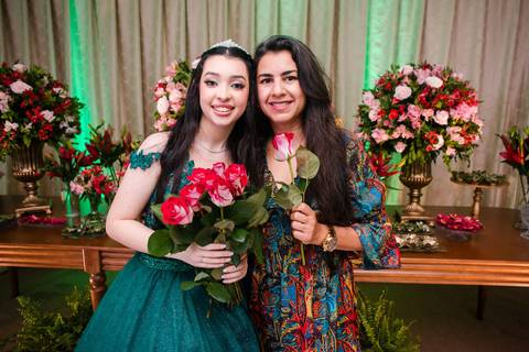 fotos da festa de 15 anos de manuela em canoas pelo fotógrafo Jeferson Paz'